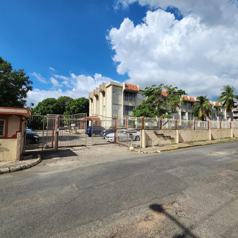 First image of 40-15-15a Kensington Crescent in Kingston 5, St. Andrew, Jamaica - property is For Rent