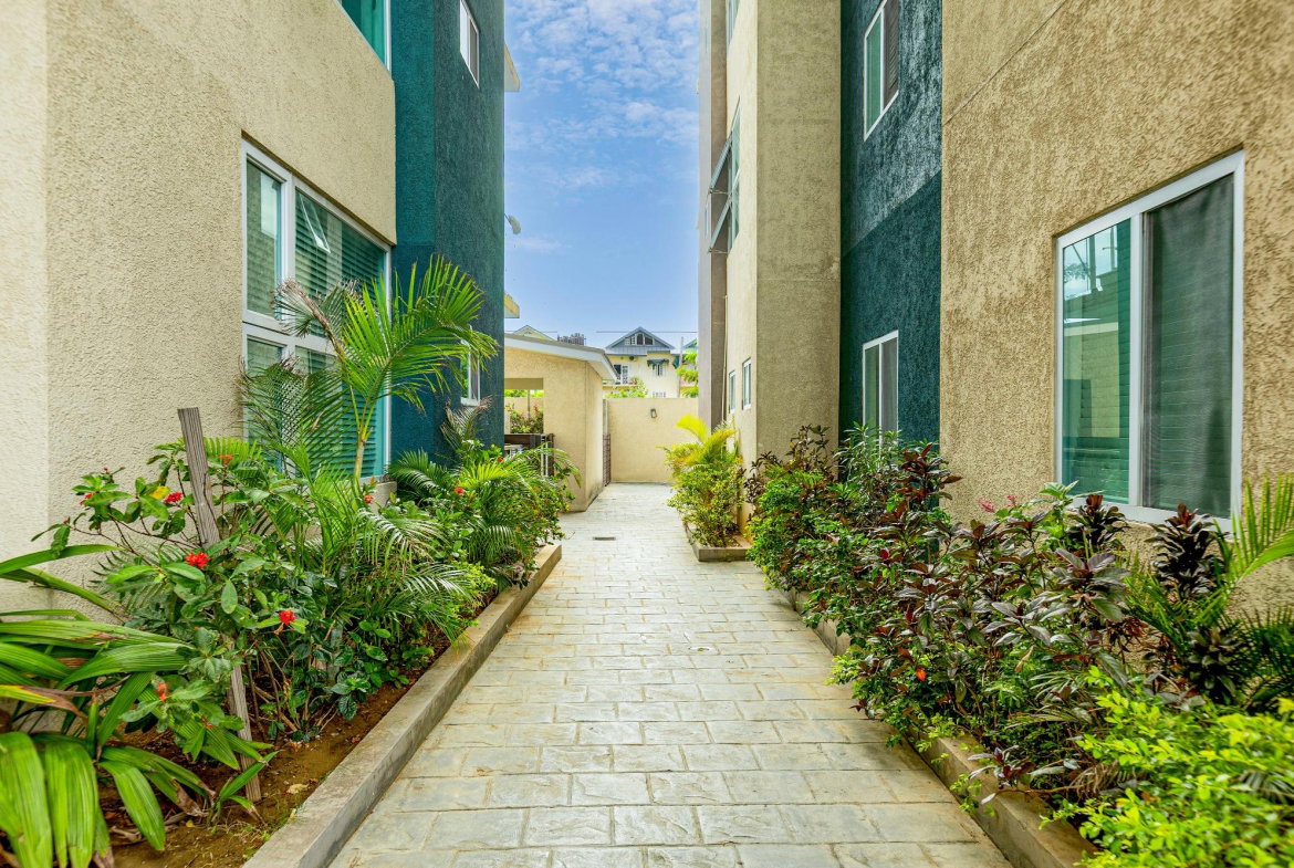 Eleventh image of A403-10 Surbiton Road, Harloes in Kingston 10, St. Andrew, Jamaica - property is For Rent