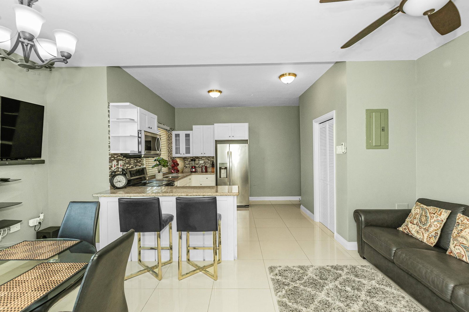 Fourth image of A403-10 Surbiton Road, Harloes in Kingston 10, St. Andrew, Jamaica - property is For Rent