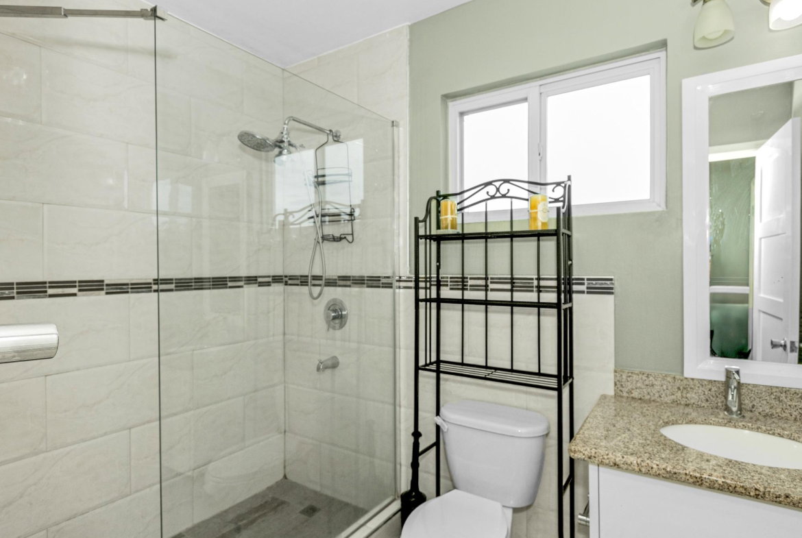 Eighth image of A403-10 Surbiton Road, Harloes in Kingston 10, St. Andrew, Jamaica - property is For Rent