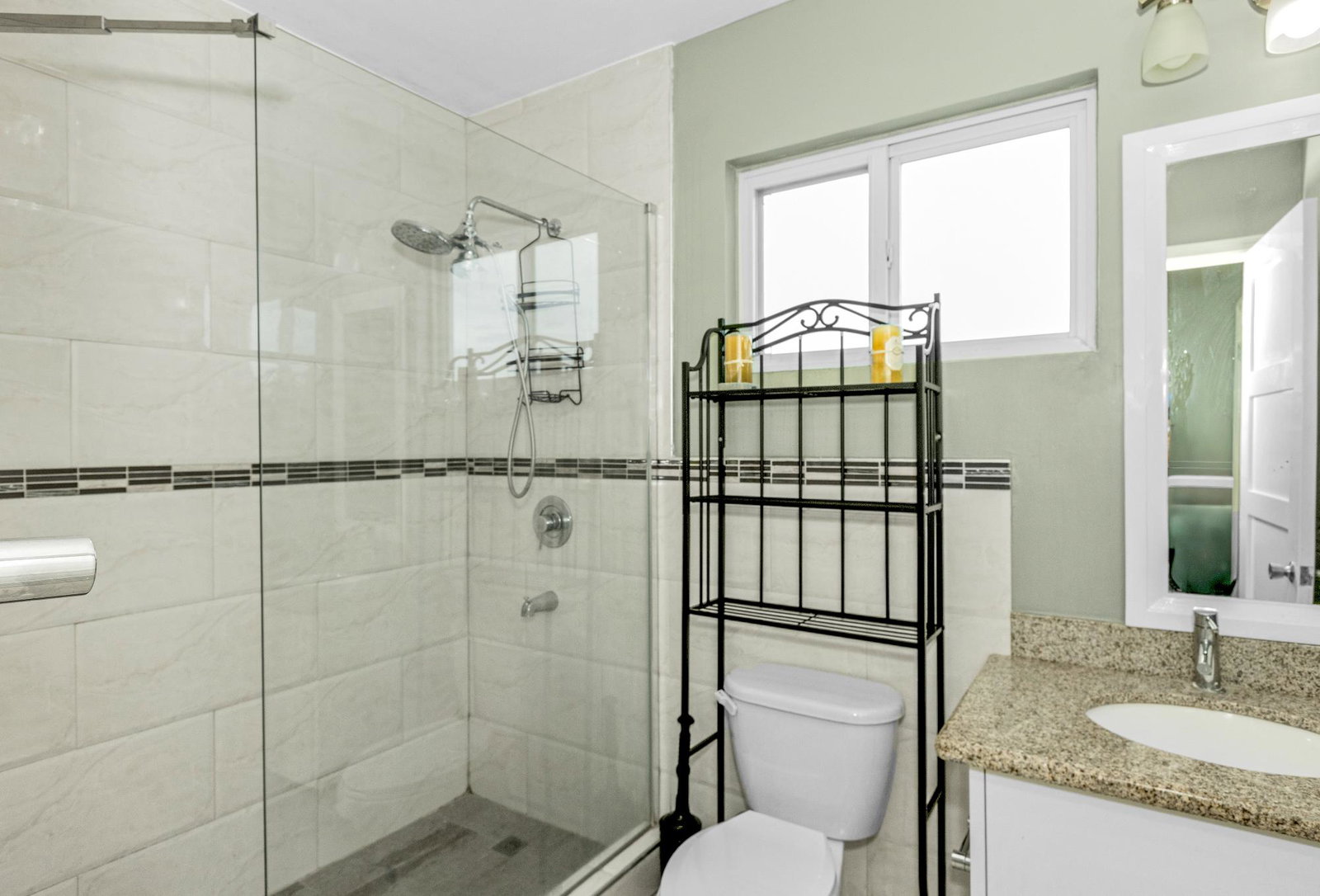 Eighth image of A403-10 Surbiton Road, Harloes in Kingston 10, St. Andrew, Jamaica - property is For Rent