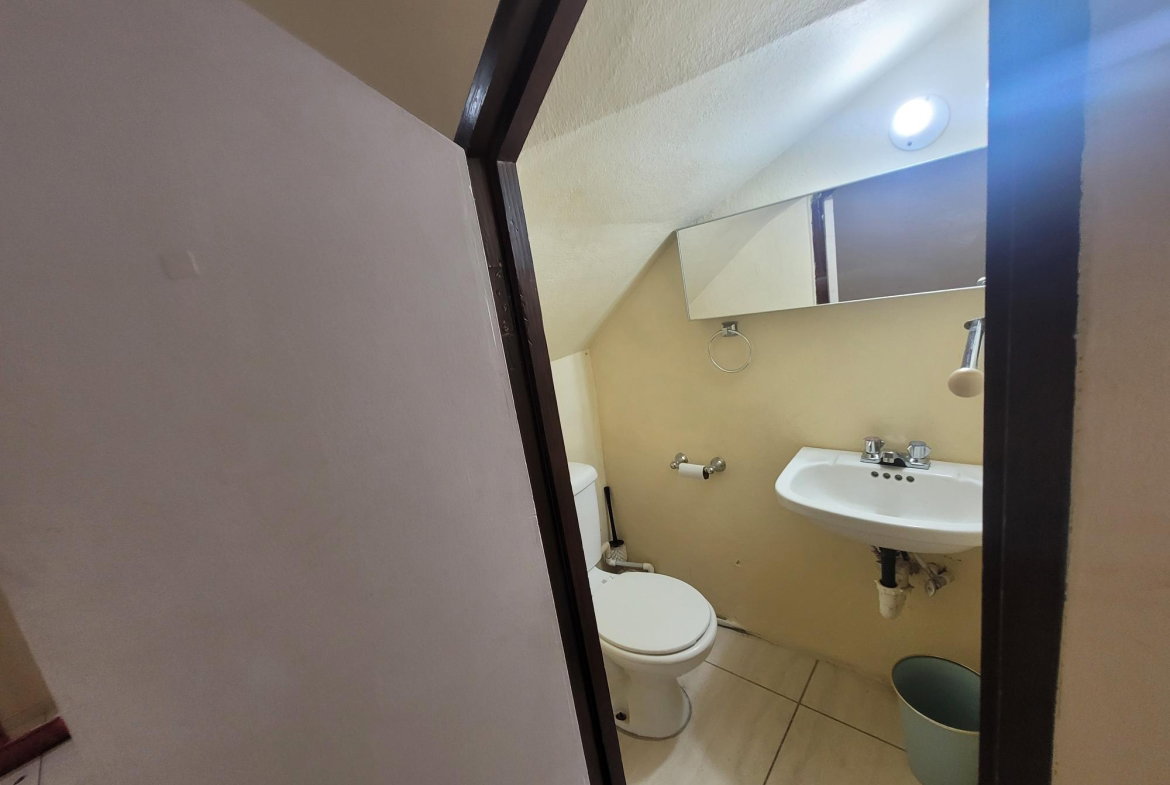 Sixteenth image of 10b-14 Clieveden in Kingston 6, St. Andrew, Jamaica - property is For Rent