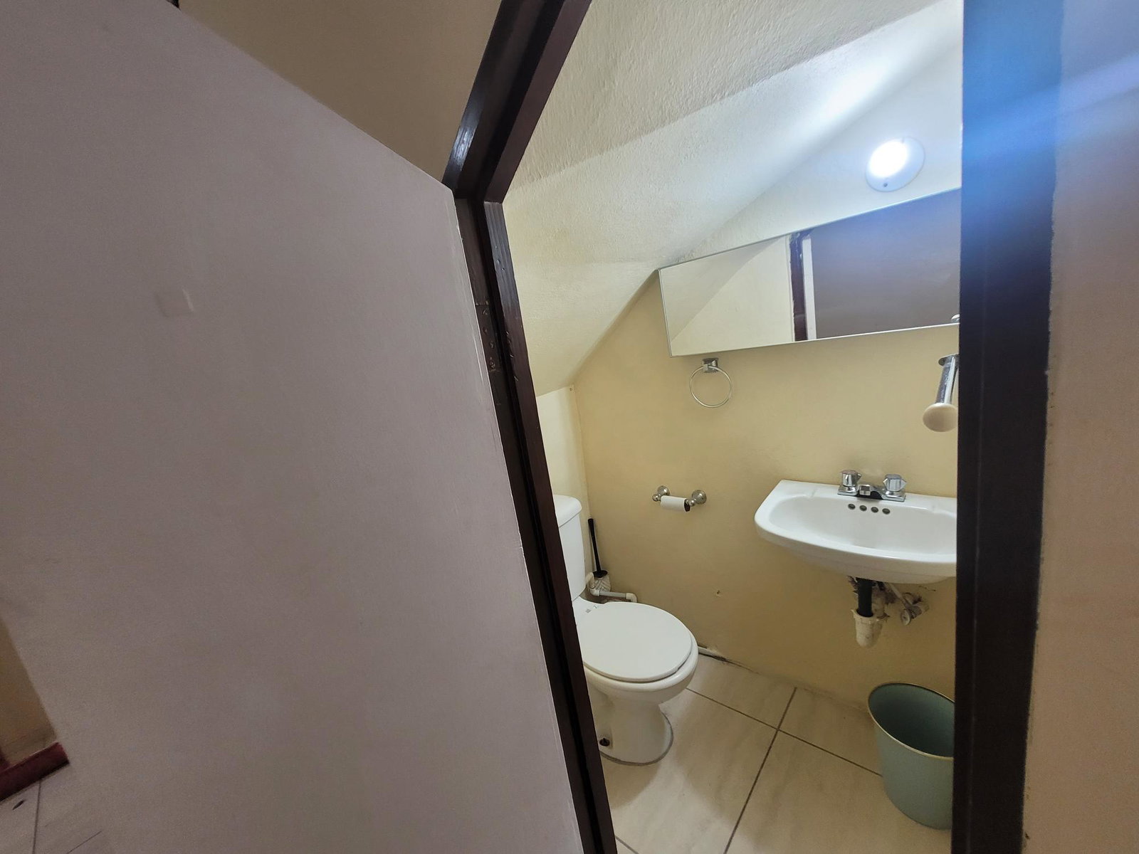 Sixteenth image of 10b-14 Clieveden in Kingston 6, St. Andrew, Jamaica - property is For Rent
