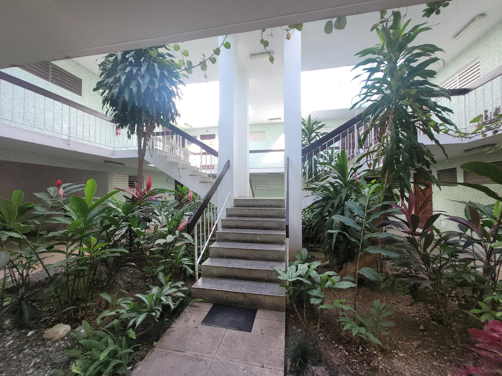 Third image of 10b-14 Clieveden in Kingston 6, St. Andrew, Jamaica - property is For Rent