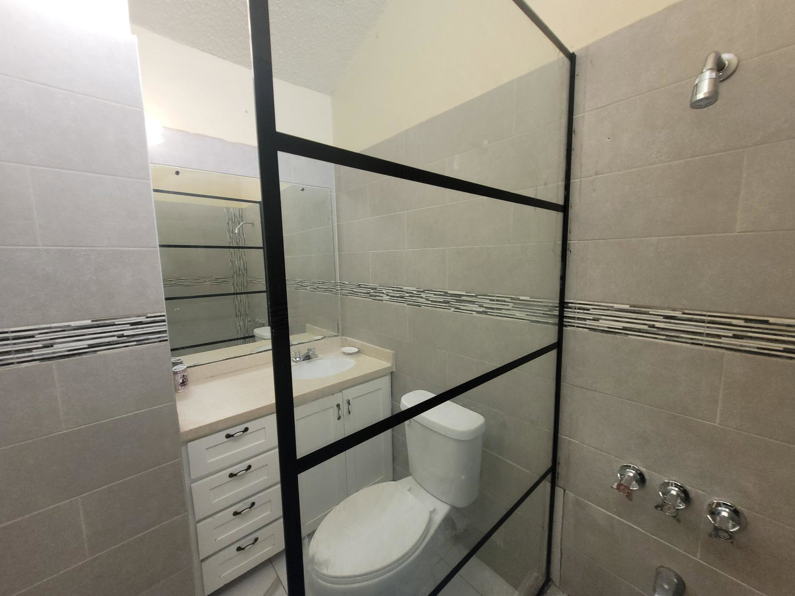Twenty-Third image of 10b-14 Clieveden in Kingston 6, St. Andrew, Jamaica - property is For Rent