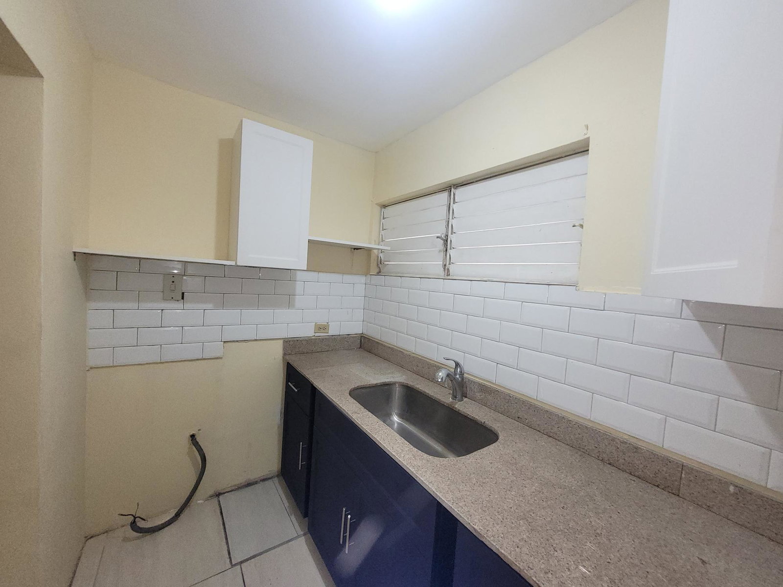 Seventh image of 10b-14 Clieveden in Kingston 6, St. Andrew, Jamaica - property is For Rent