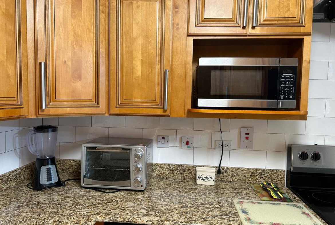 Twelfth image of Apt 3e-17 Kingsway in Kingston 10, St. Andrew, Jamaica - property is For Rent