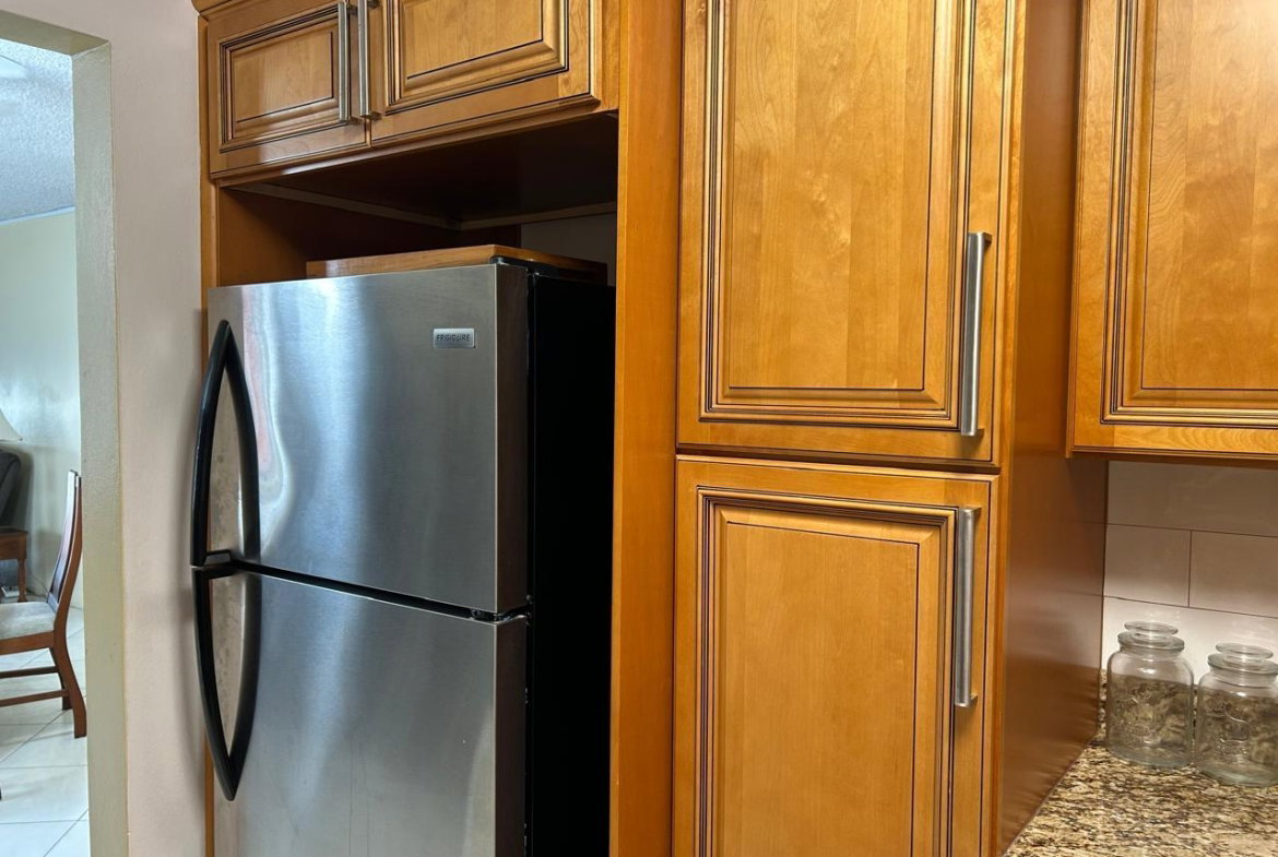 Fifteenth image of Apt 3e-17 Kingsway in Kingston 10, St. Andrew, Jamaica - property is For Rent