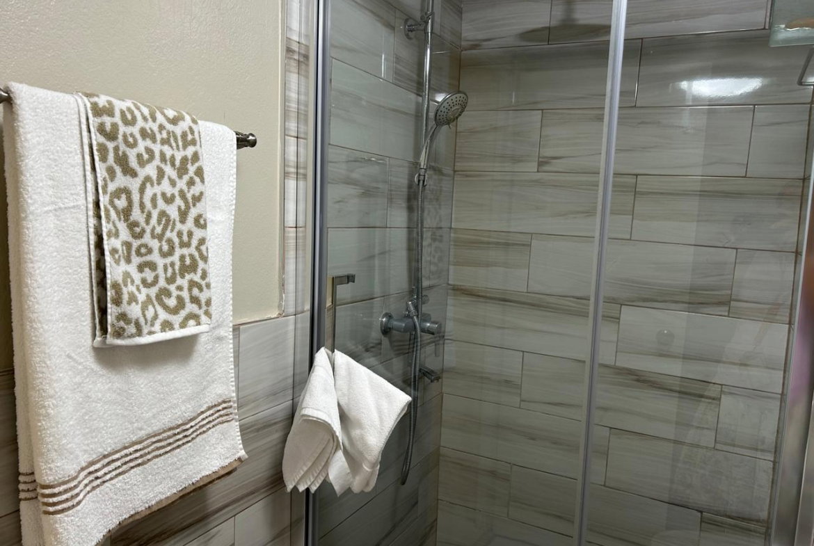 Twenty-Ninth image of Apt 3e-17 Kingsway in Kingston 10, St. Andrew, Jamaica - property is For Rent