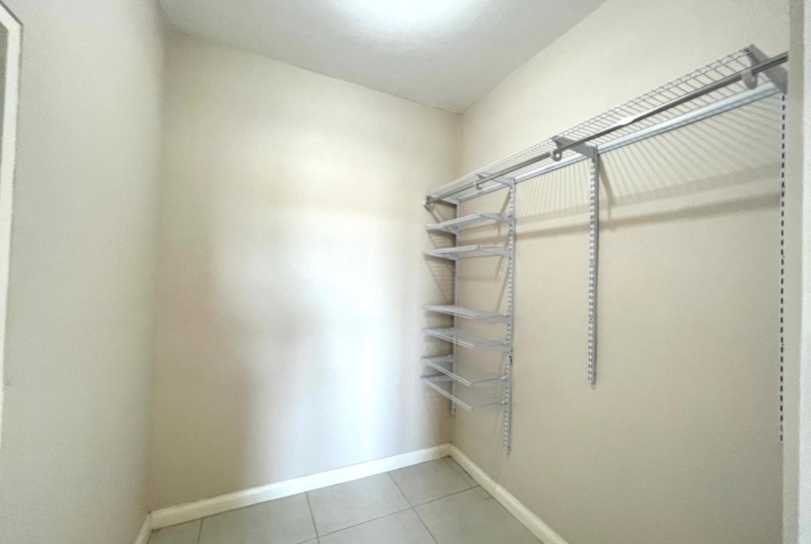 Tenth image of 212- 2 6 Comlin Bank Road in Kingston 5, St. Andrew, Jamaica - property is For Rent