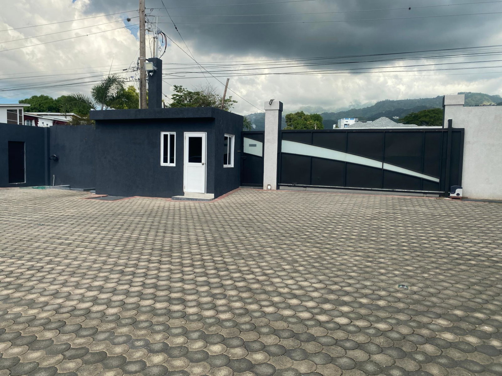 Twenty-Sixth image of 2-9 Halifax Avenue in Kingston 6, St. Andrew, Jamaica - property is For Rent