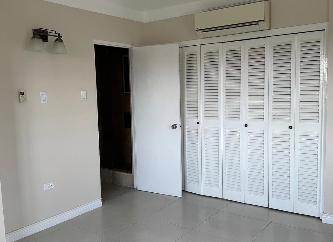 Twelfth image of 34-4-12 Renfrew Road in Kingston 5, St. Andrew, Jamaica - property is For Rent