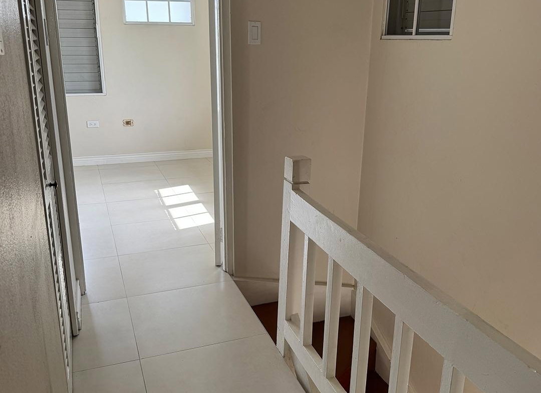 Tenth image of 34-4-12 Renfrew Road in Kingston 5, St. Andrew, Jamaica - property is For Rent