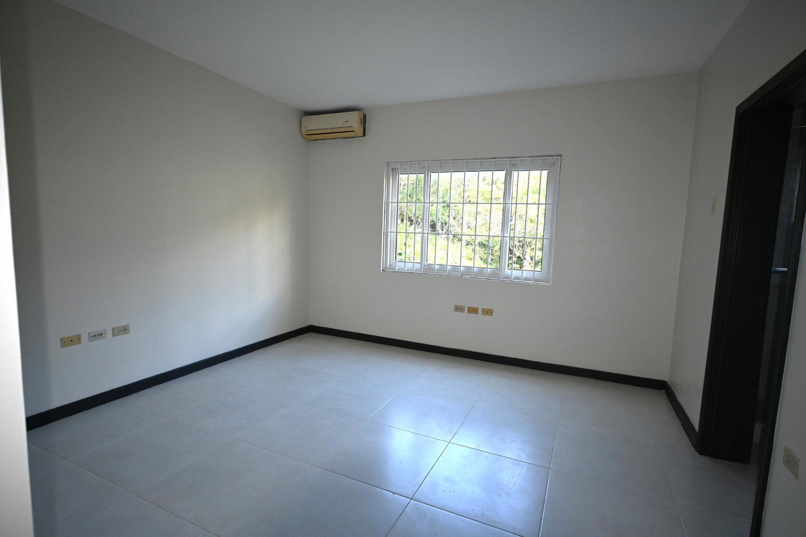 Twelfth image of 4-12a Brentwood Terrace in Red Hills, St. Andrew, Jamaica - property is For Rent