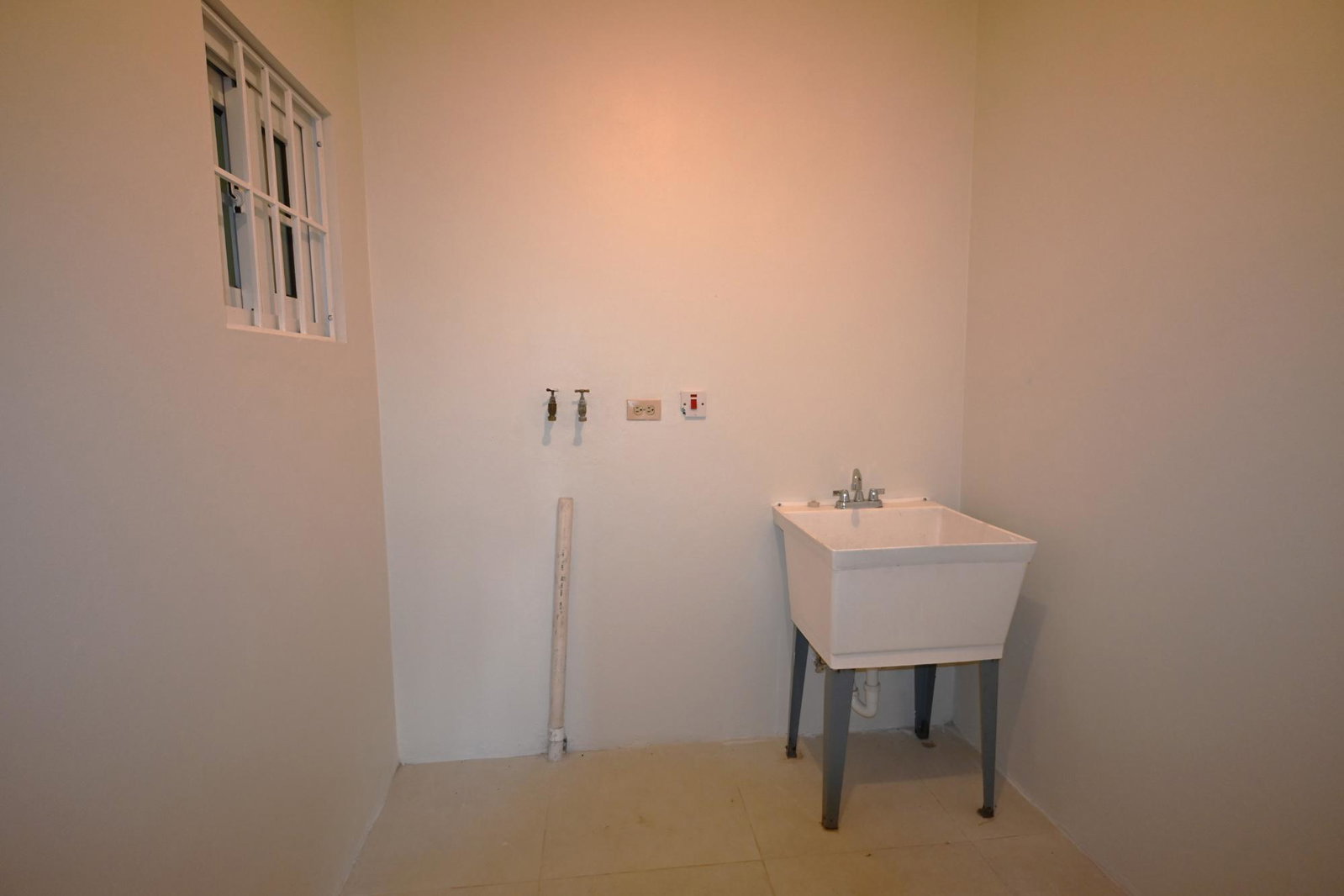 Fourteenth image of 4-12a Brentwood Terrace in Red Hills, St. Andrew, Jamaica - property is For Rent