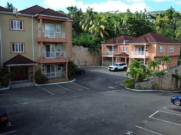 First image of 4-12a Brentwood Terrace in Red Hills, St. Andrew, Jamaica - property is For Rent