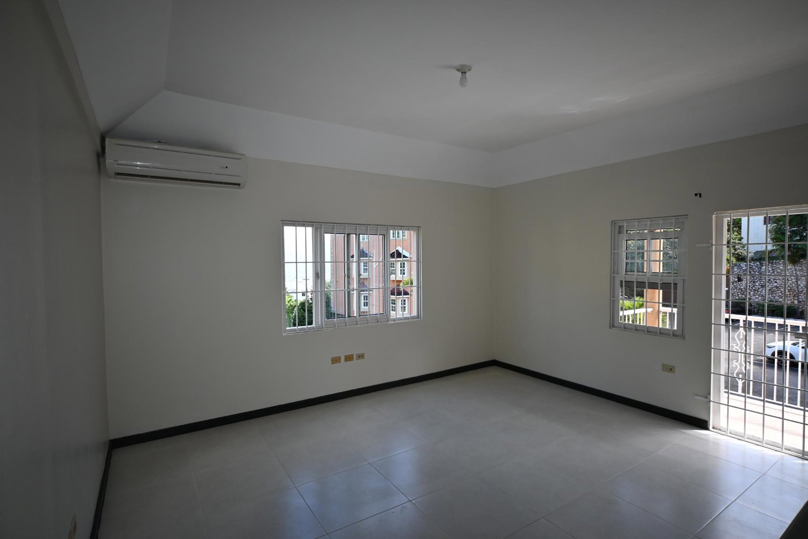 Fifth image of 4-12a Brentwood Terrace in Red Hills, St. Andrew, Jamaica - property is For Rent