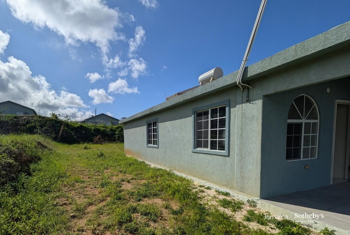 Second image of 263 Alba Drive in Discovery Bay, St. Ann, Jamaica - property is For Rent