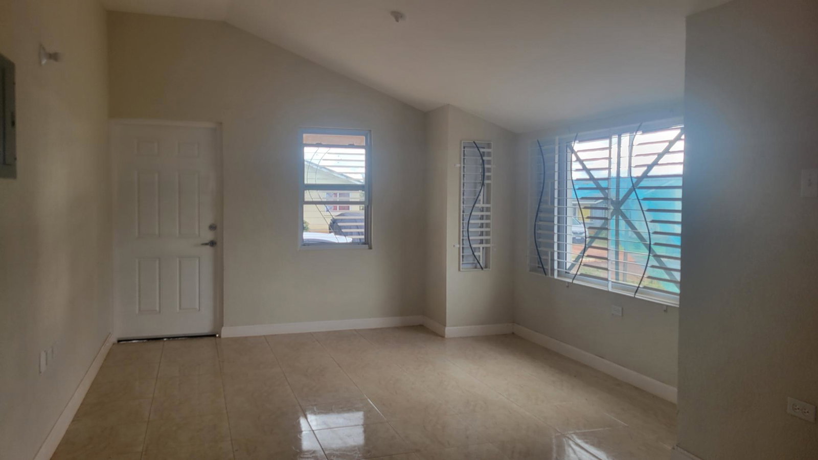 Thirteenth image of 716 Silver Sun Estates Phase in Spanish Town, St. Catherine, Jamaica - property is For Rent
