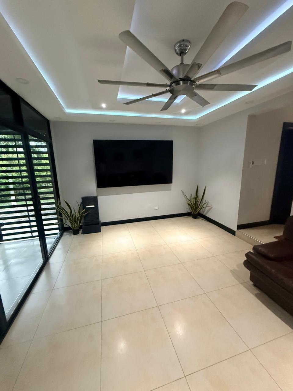 Sixth image of 3-2 Cunningham Avenue in Kingston 6, St. Andrew, Jamaica - property is For Rent
