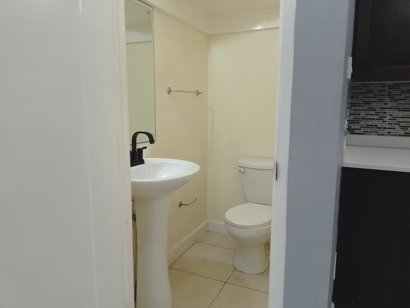 Fourteenth image of le Bermonde in Greater Portmore, St. Catherine, Jamaica - property is For Rent