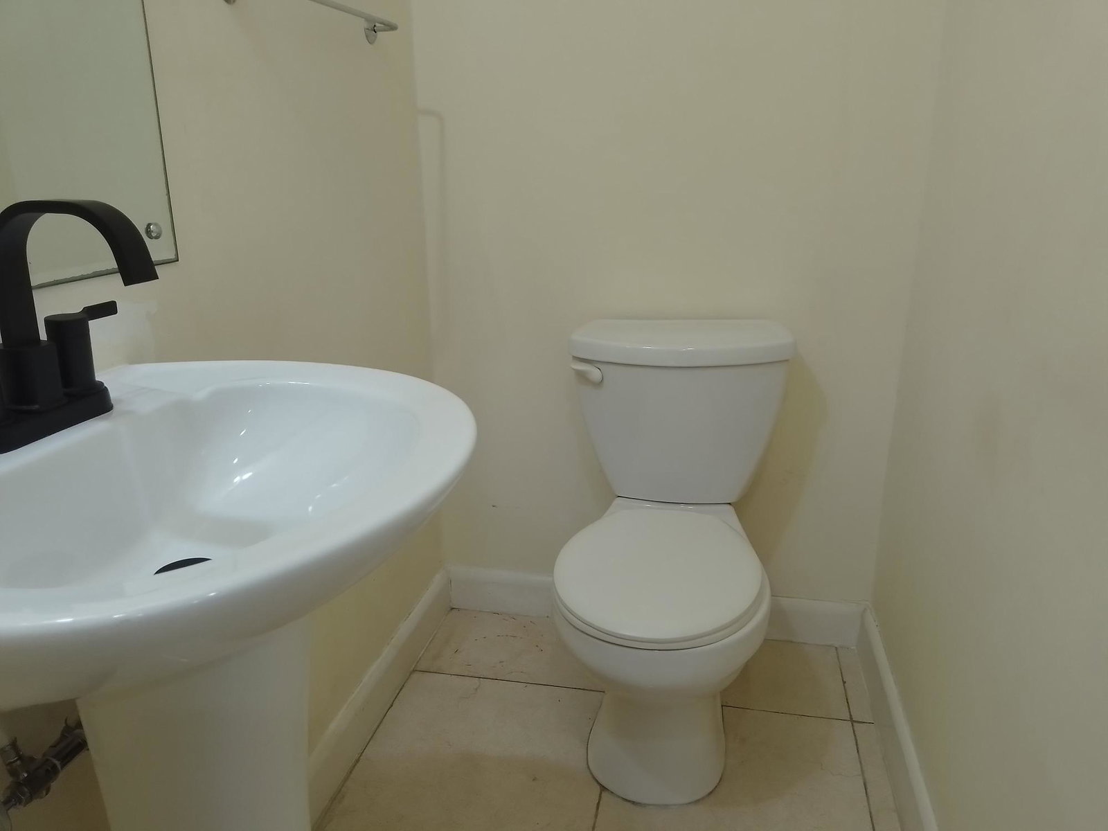 Sixteenth image of le Bermonde in Greater Portmore, St. Catherine, Jamaica - property is For Rent