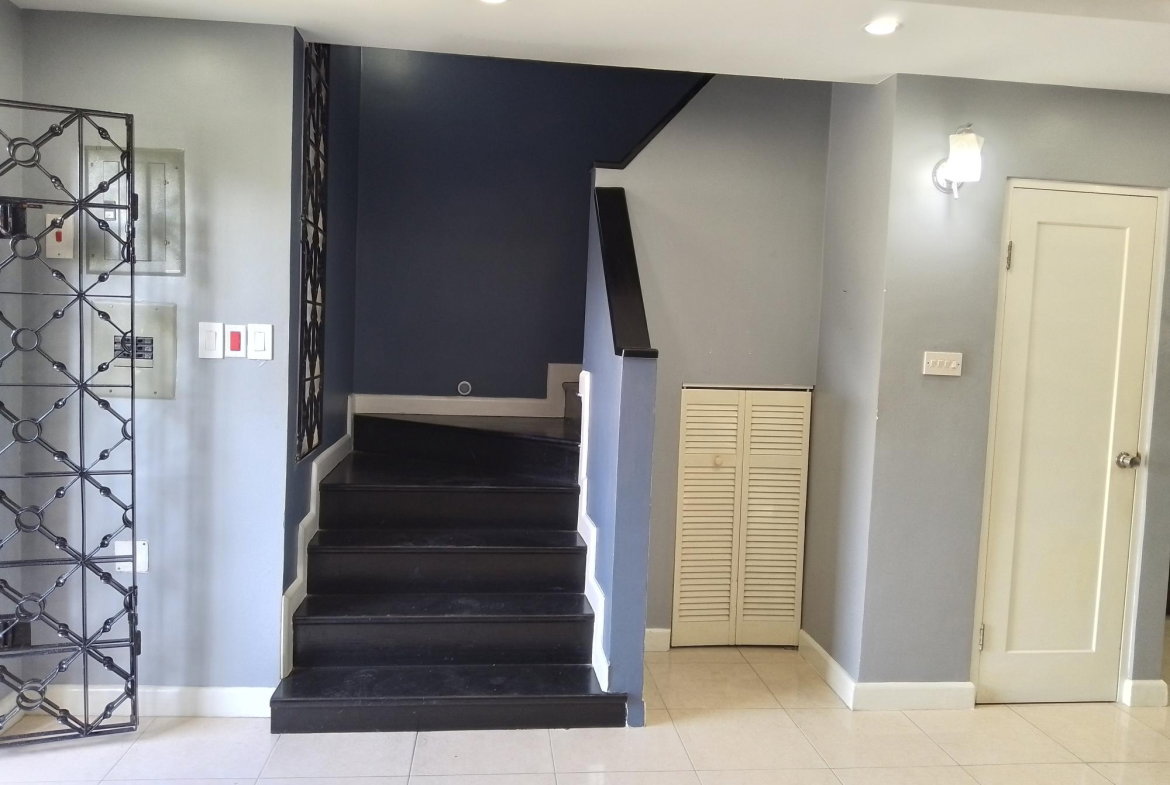Seventeenth image of le Bermonde in Greater Portmore, St. Catherine, Jamaica - property is For Rent