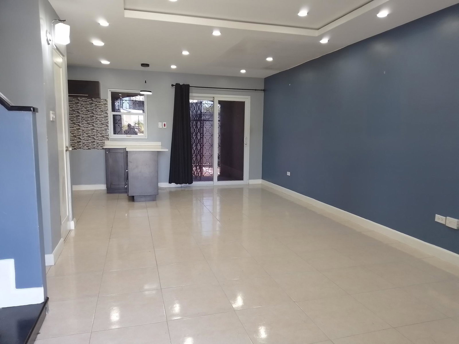 Third image of le Bermonde in Greater Portmore, St. Catherine, Jamaica - property is For Rent