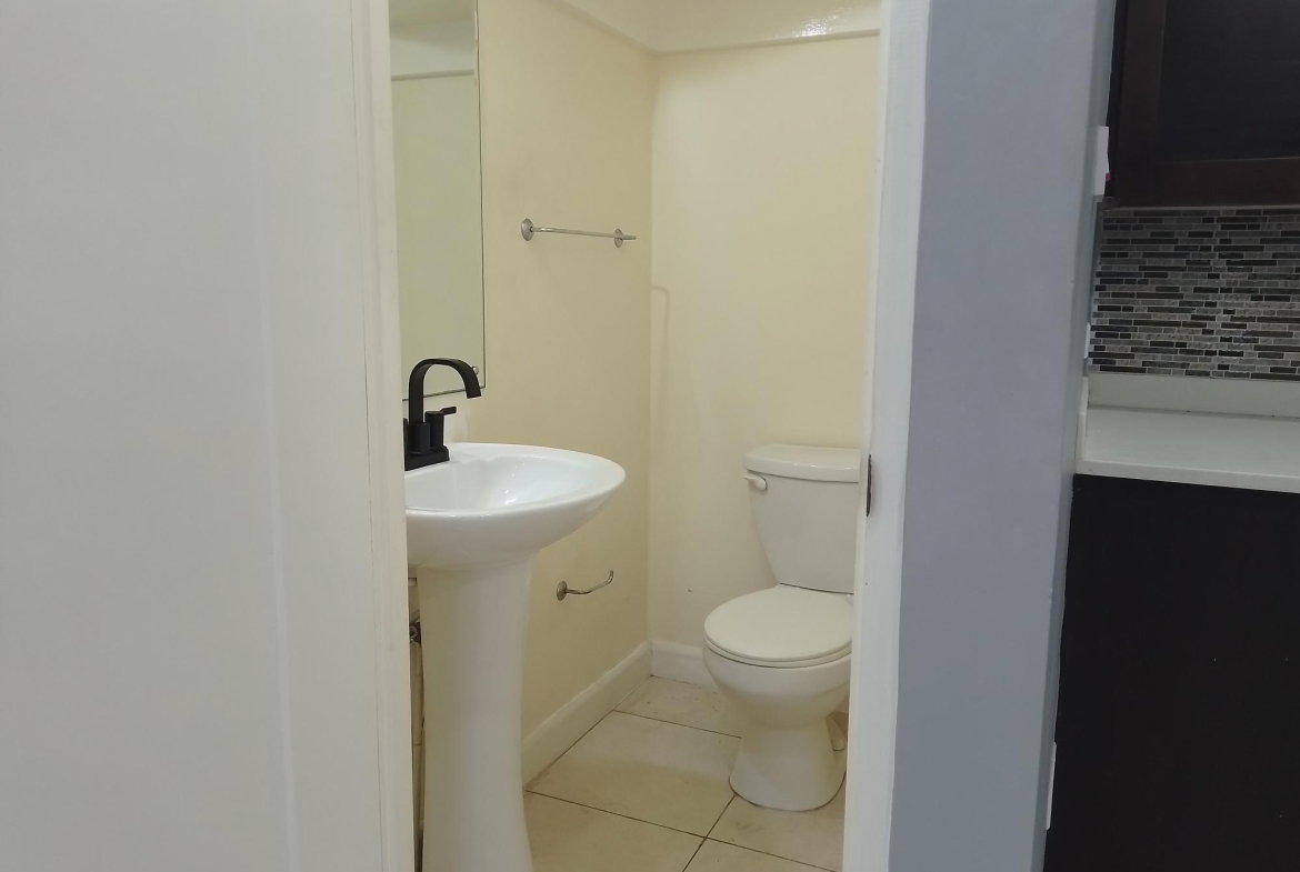 Twenty-Eighth image of le Bermonde in Greater Portmore, St. Catherine, Jamaica - property is For Rent