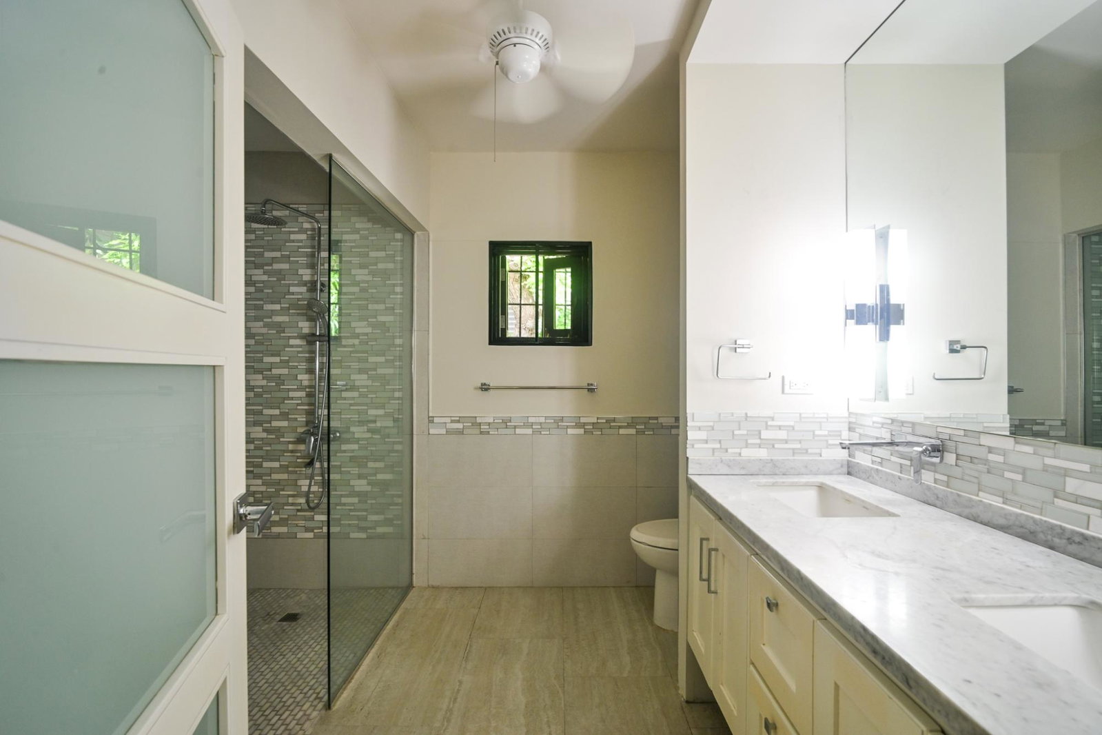 Eighteenth image of 3 Biscayne Close in Kingston 8, St. Andrew, Jamaica - property is For Rent