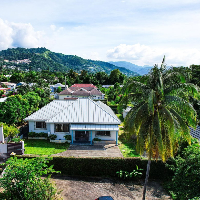 First image of 3 Biscayne Close in Kingston 8, St. Andrew, Jamaica - property is For Rent