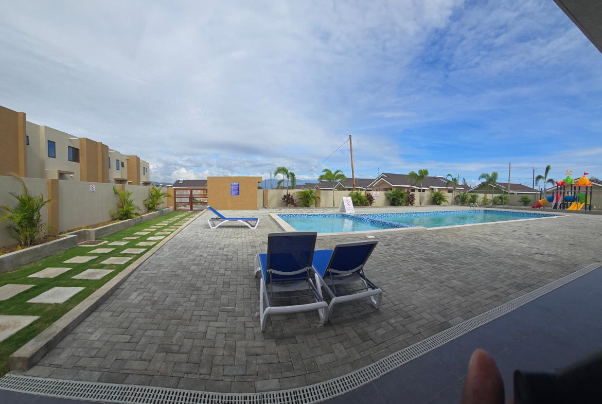 Nineteenth image of 3 Oak Estate Phase 1 in Bernard Lodge, St. Catherine, Jamaica - property is For Rent