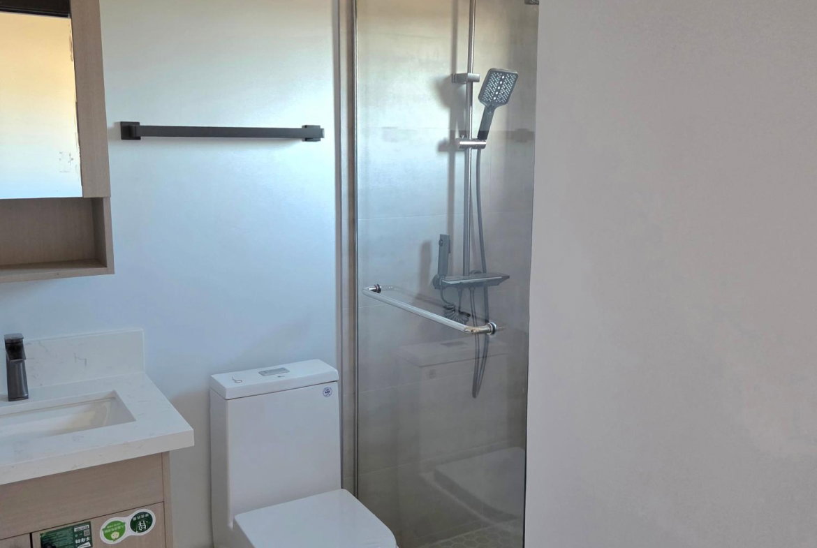 Eleventh image of 88 Oak Estate in Portmore Mall, St. Catherine, Jamaica - property is For Rent