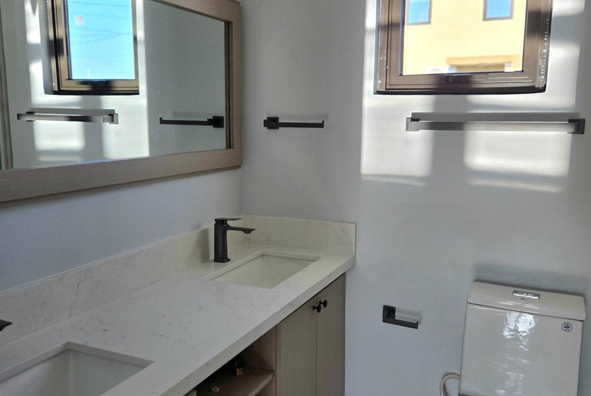 Eighteenth image of 88 Oak Estate in Portmore Mall, St. Catherine, Jamaica - property is For Rent