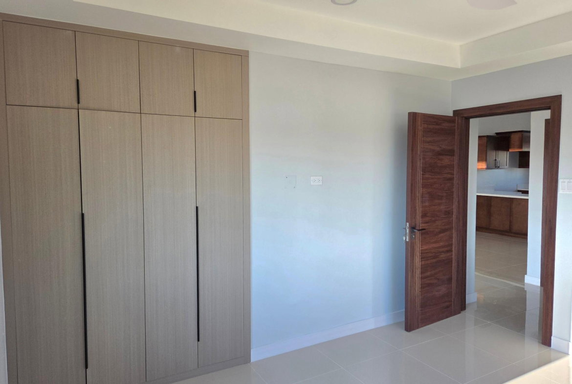 Tenth image of 88 Oak Estate in Portmore Mall, St. Catherine, Jamaica - property is For Rent