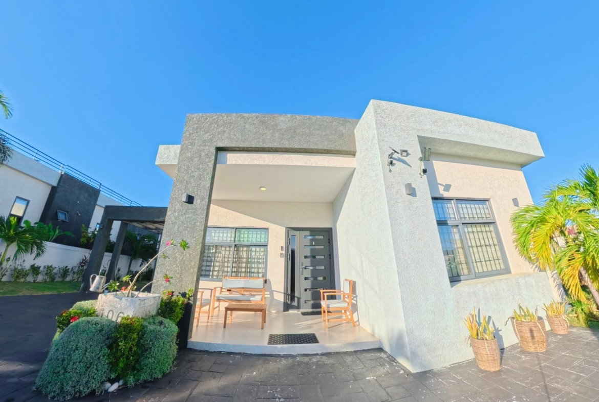 Thirteenth image of 106 Pyramid Point in Pyramid Heights, St. Ann, Jamaica - property is For Rent