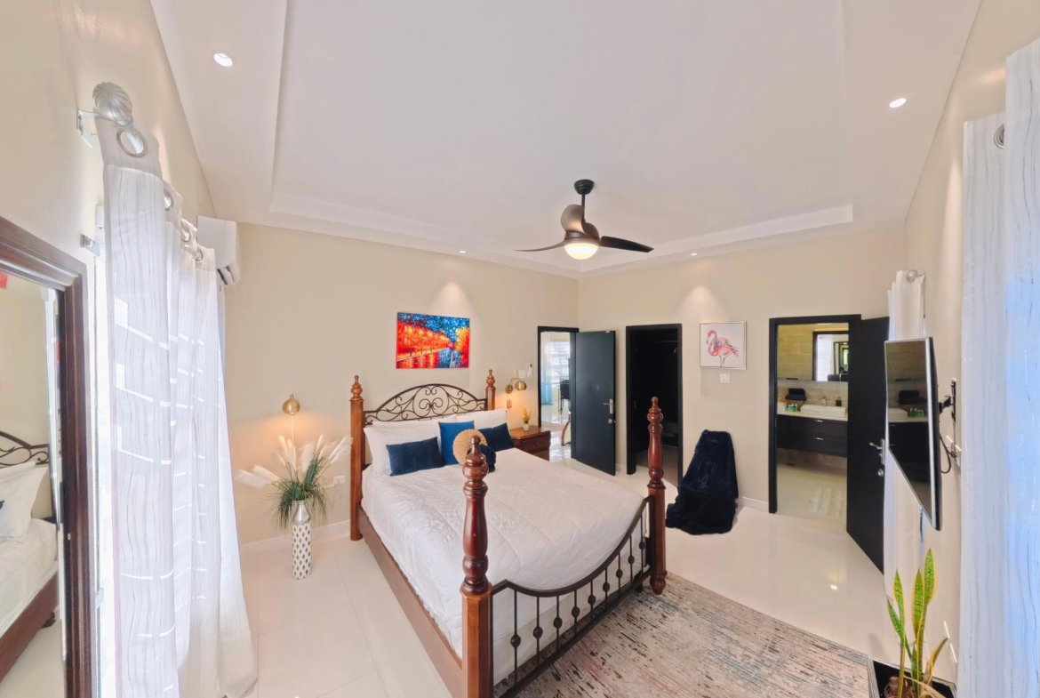 Seventh image of 106 Pyramid Point in Pyramid Heights, St. Ann, Jamaica - property is For Rent