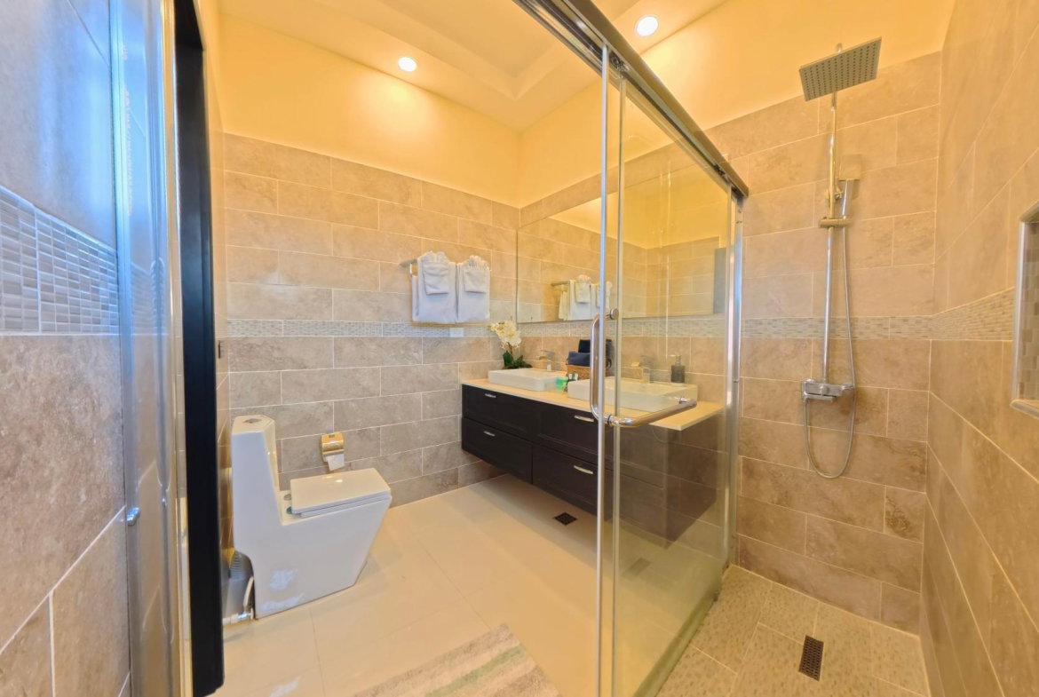 Tenth image of 106 Pyramid Point in Pyramid Heights, St. Ann, Jamaica - property is For Rent