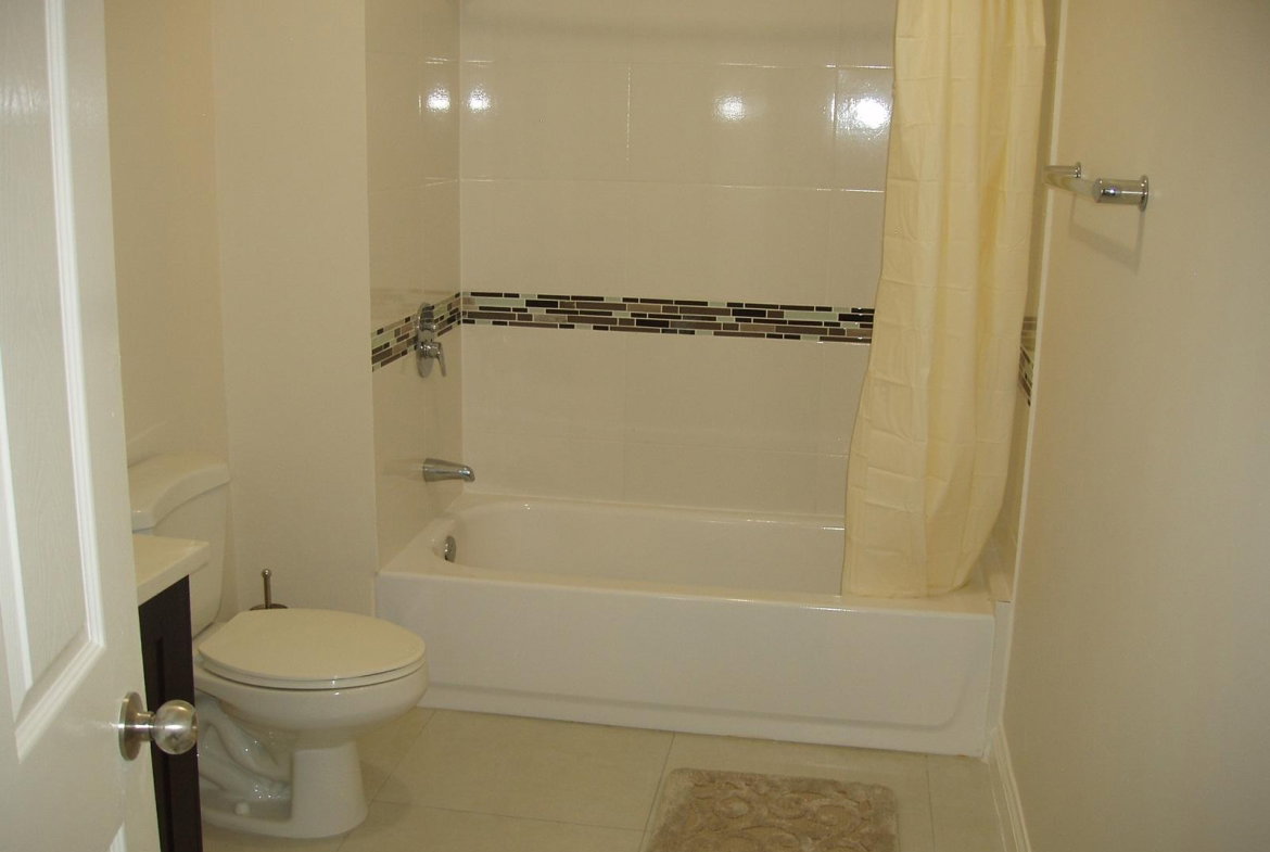 Tenth image of 52-3 Stanley Terrace in Kingston 19, St. Andrew, Jamaica - property is For Rent