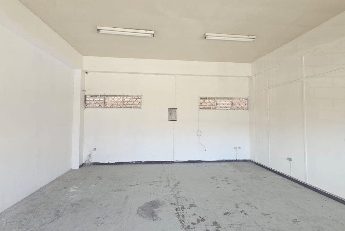 Fourth image of Crossroads, Slipe Road, s in Kingston 5, St. Andrew, Jamaica - property is For Sale