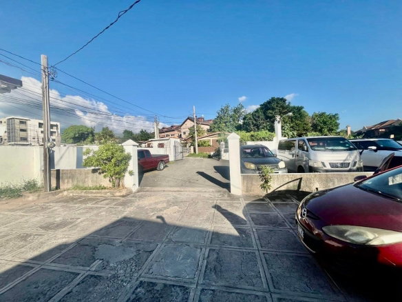 First image of 1 Lounsbury Avenue in Kingston 10, St. Andrew, Jamaica - property is For Rent