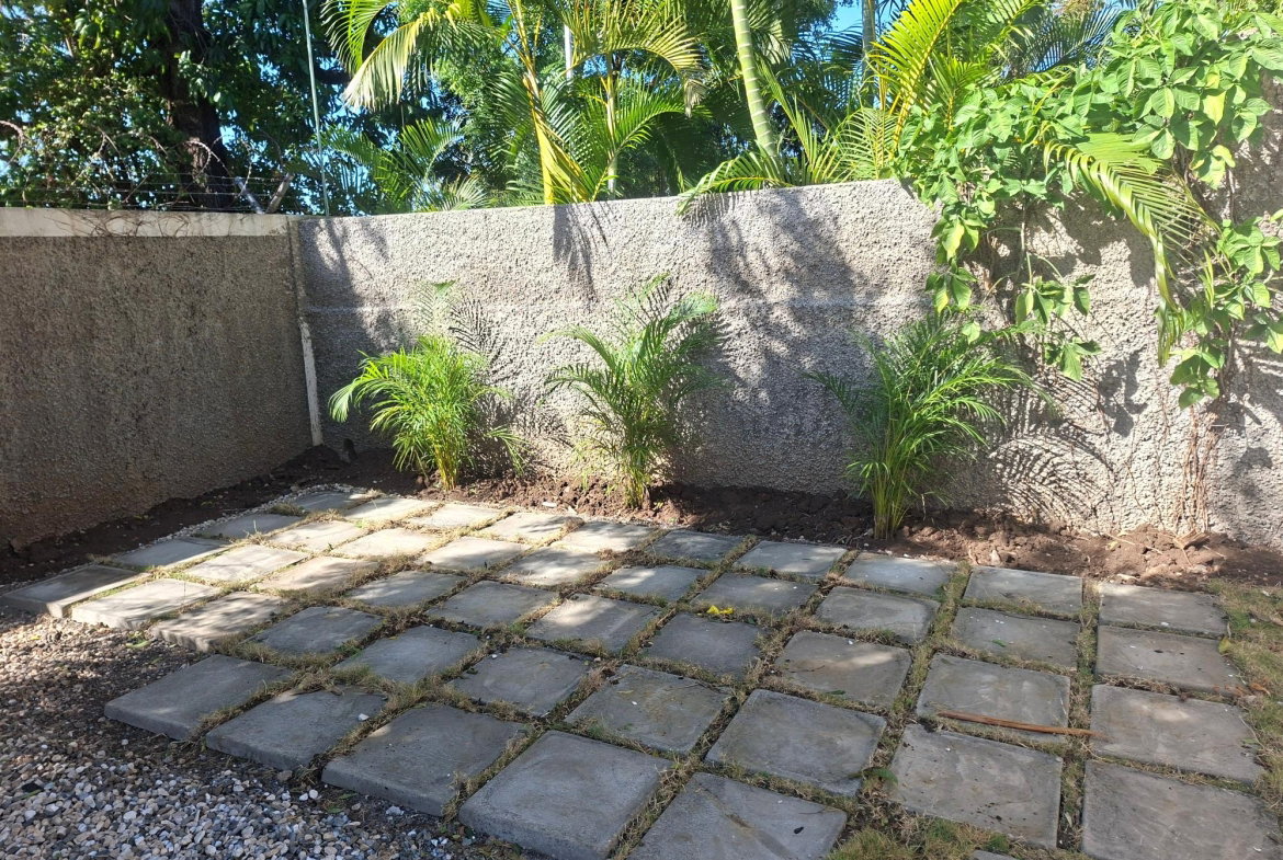 Seventeenth image of 7-2 Hollywood Road in Kingston 6, St. Andrew, Jamaica - property is For Rent