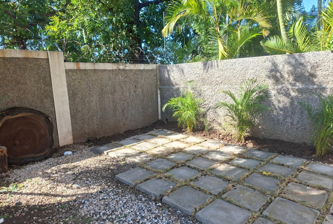 Eighteenth image of 7-2 Hollywood Road in Kingston 6, St. Andrew, Jamaica - property is For Rent