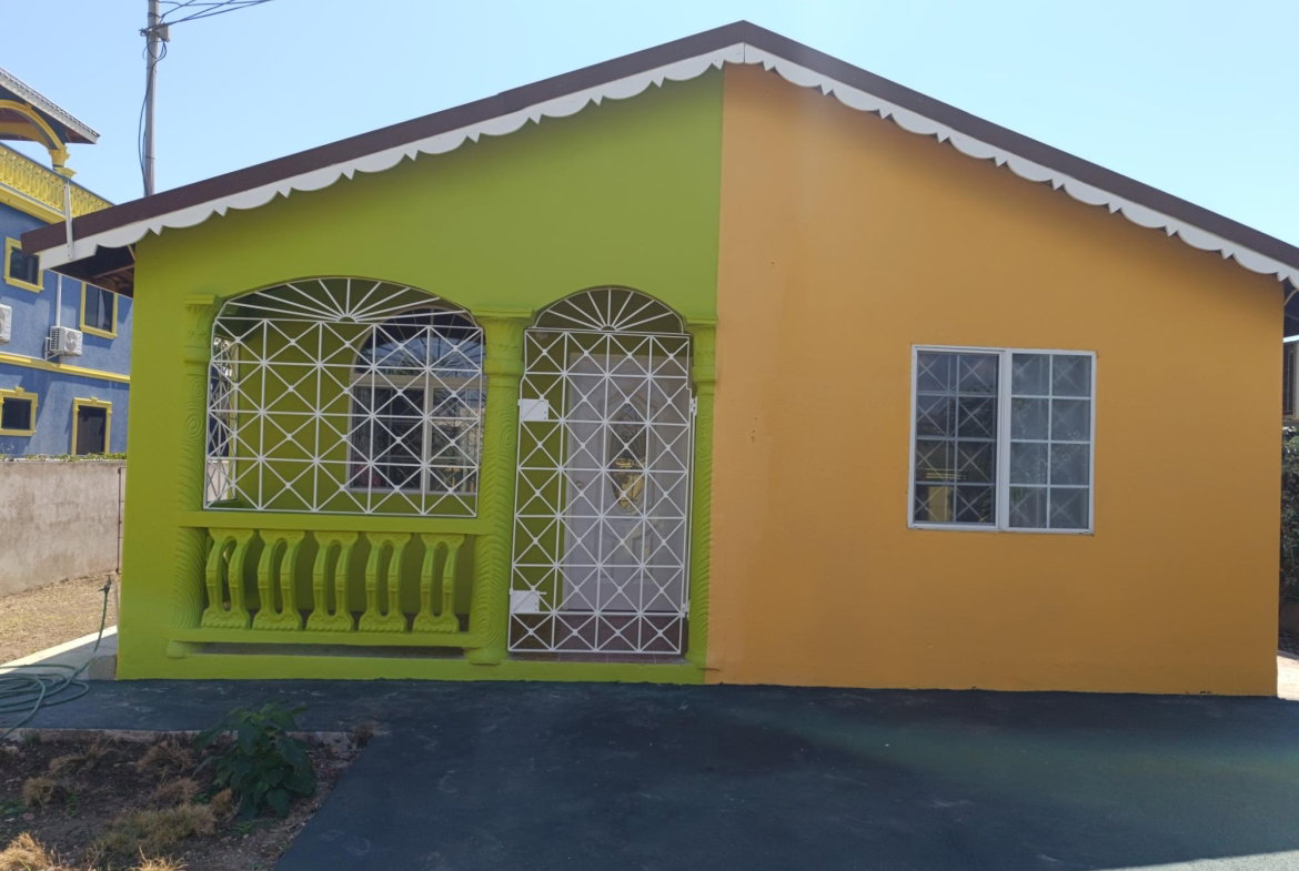 Fourth image of 813 New Habour Village 1 in Old Harbour, St. Catherine, Jamaica - property is For Rent