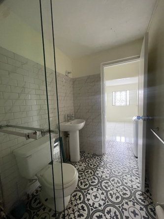 Seventh image of 103- Oakland , Constant Spring in Kingston 8, St. Andrew, Jamaica - property is For Rent