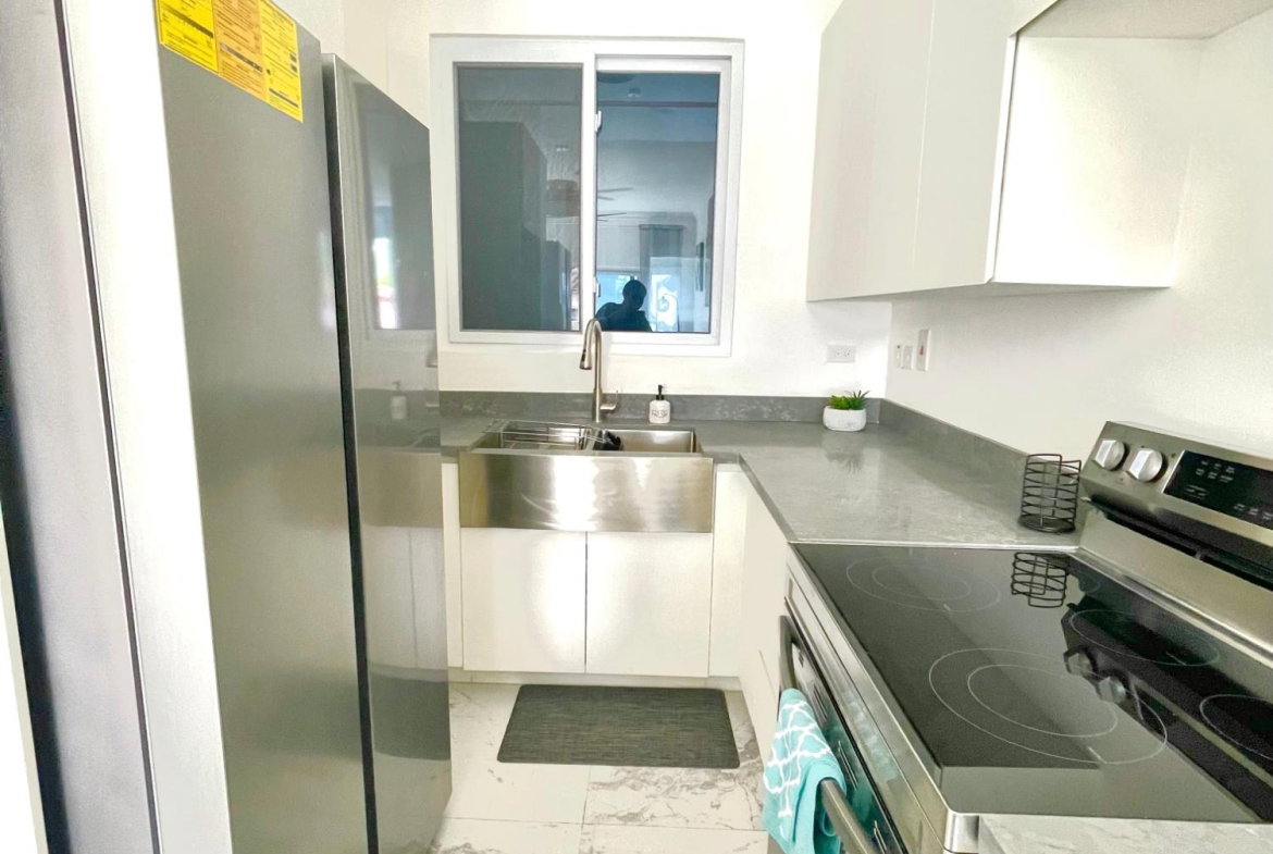 Fifth image of 2-2 Hibiscus Drive in Kingston 6, St. Andrew, Jamaica - property is For Rent