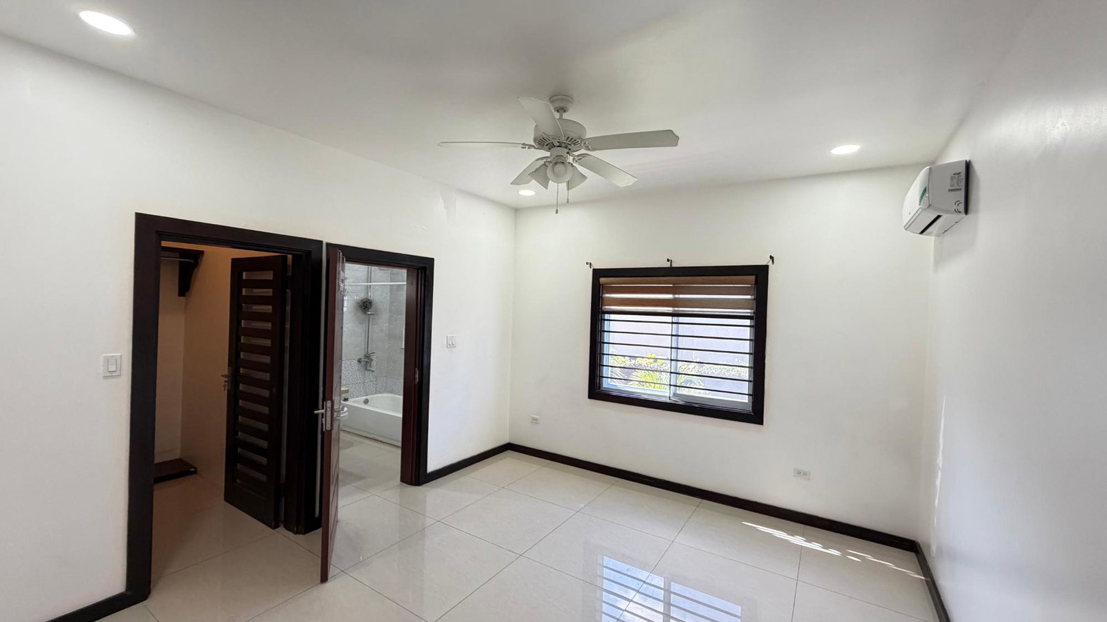 Spacious-2-Bedroom-Apartment-for-Rent-at-Norbrook-Golf-Estate-Kingston Eleventh image of 32 Norbrook Golf Estate in Kingston 8, St. Andrew, Jamaica - property is For Rent