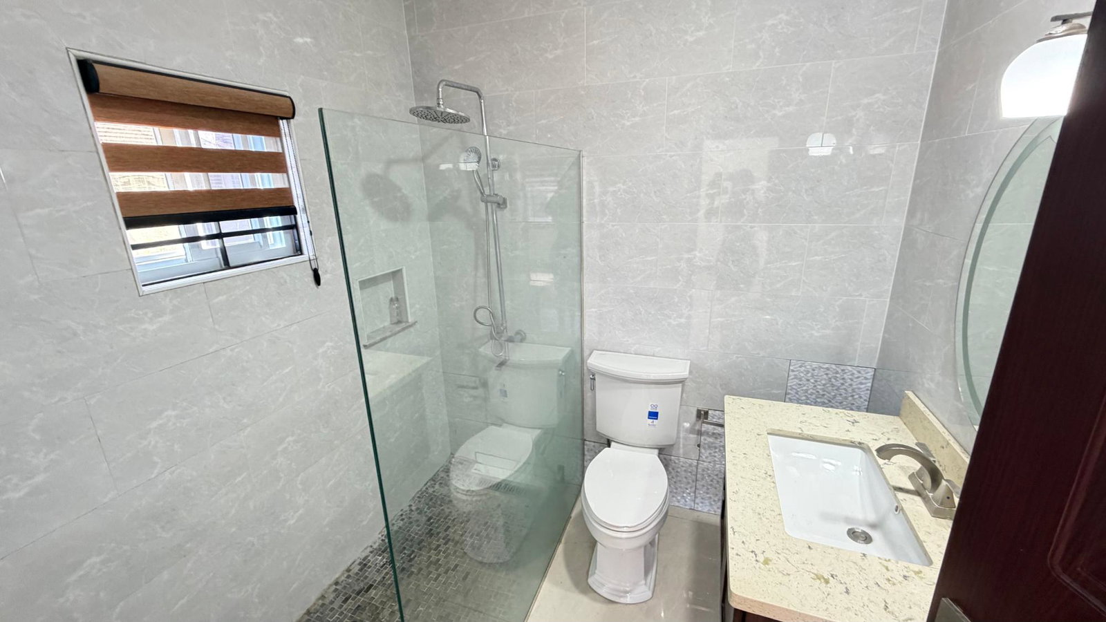 Spacious-2-Bedroom-Apartment-for-Rent-at-Norbrook-Golf-Estate-Kingston Sixteenth image of 32 Norbrook Golf Estate in Kingston 8, St. Andrew, Jamaica - property is For Rent