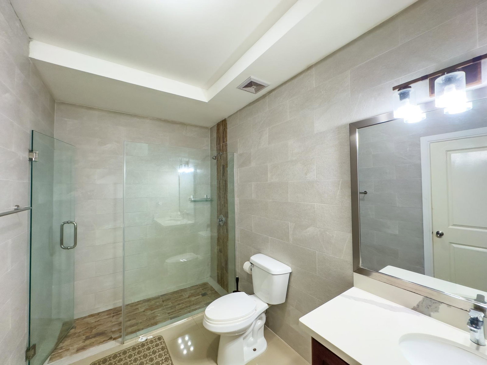 Spacious-2-Bedroom-Apartment-for-Rent-in-Kingston-6-Roseneath-Palms Sixteenth image of 2-7 Roseneath Avenue in Kingston 6, St. Andrew, Jamaica - property is For Rent