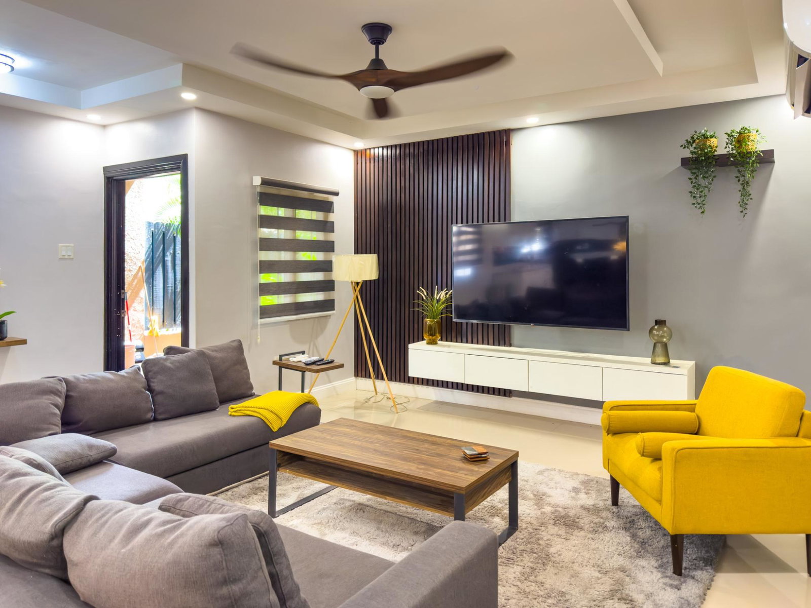 Spacious-2-Bedroom-Apartment-for-Rent-in-Kingston-6-Roseneath-Palms Fourth image of 2-7 Roseneath Avenue in Kingston 6, St. Andrew, Jamaica - property is For Rent